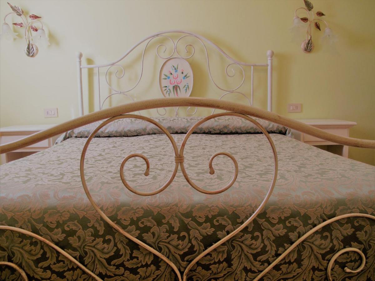Agriturismo Colleverde Selvatelle ภายนอก รูปภาพ